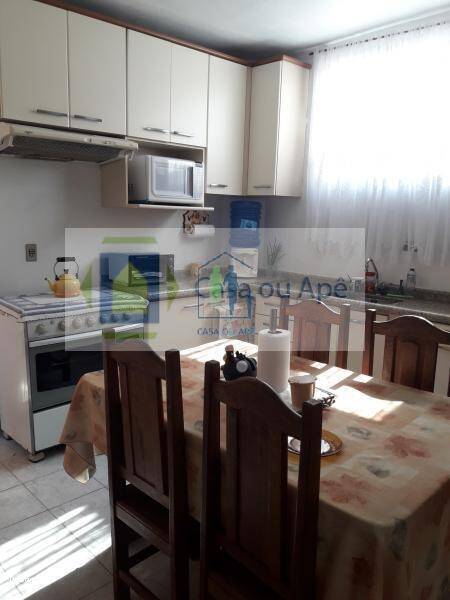 Sobrado à venda com 3 quartos, 140m² - Foto 1