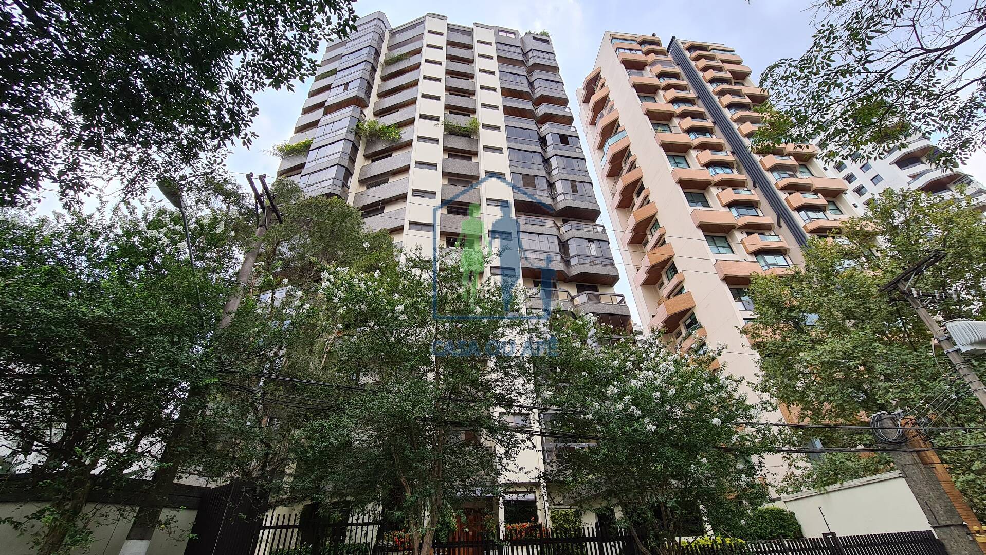 Apartamento à venda com 3 quartos, 226m² - Foto 57