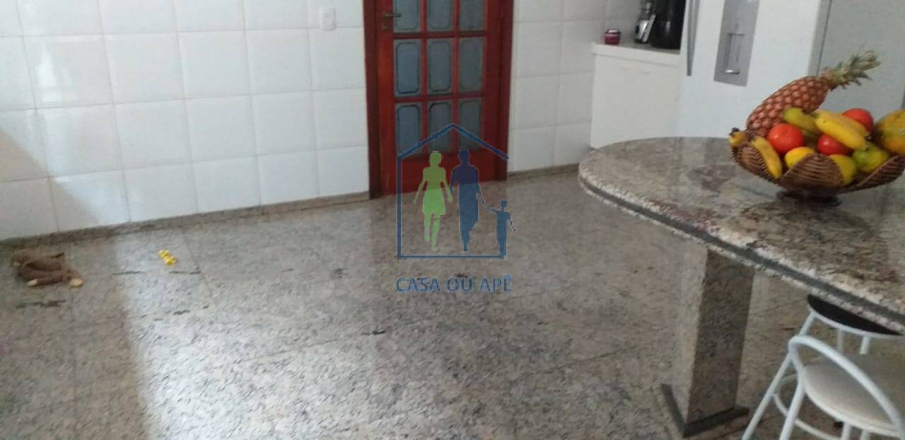 Sobrado para alugar com 4 quartos, 186m² - Foto 4