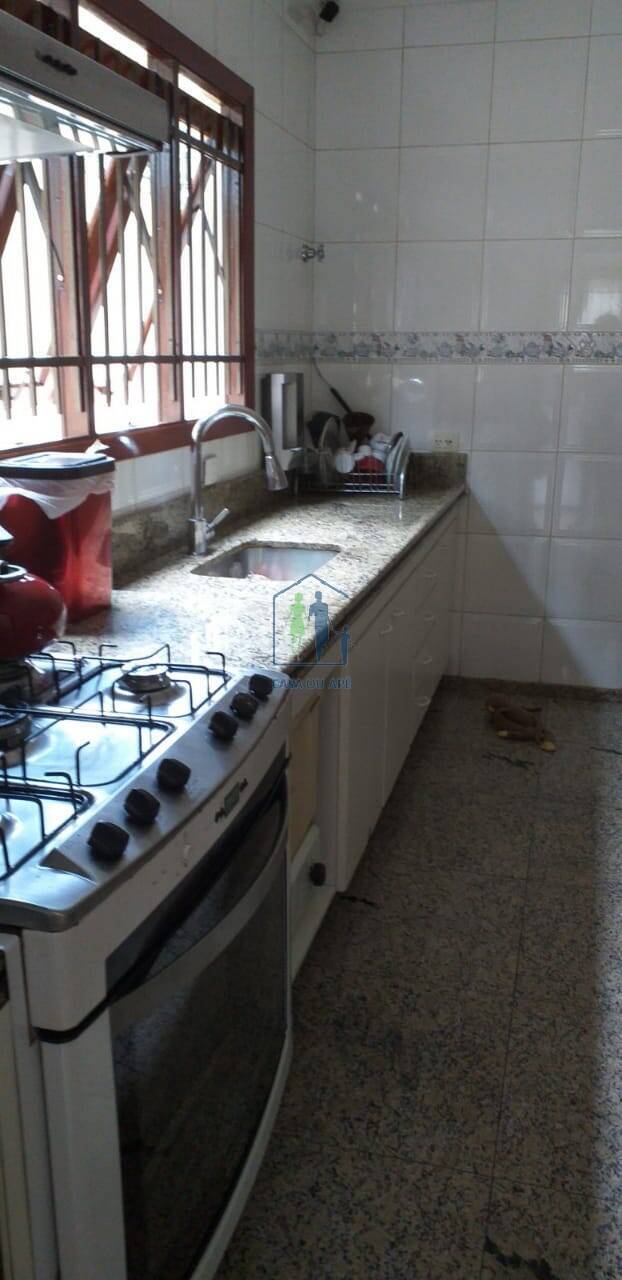 Sobrado para alugar com 4 quartos, 186m² - Foto 5