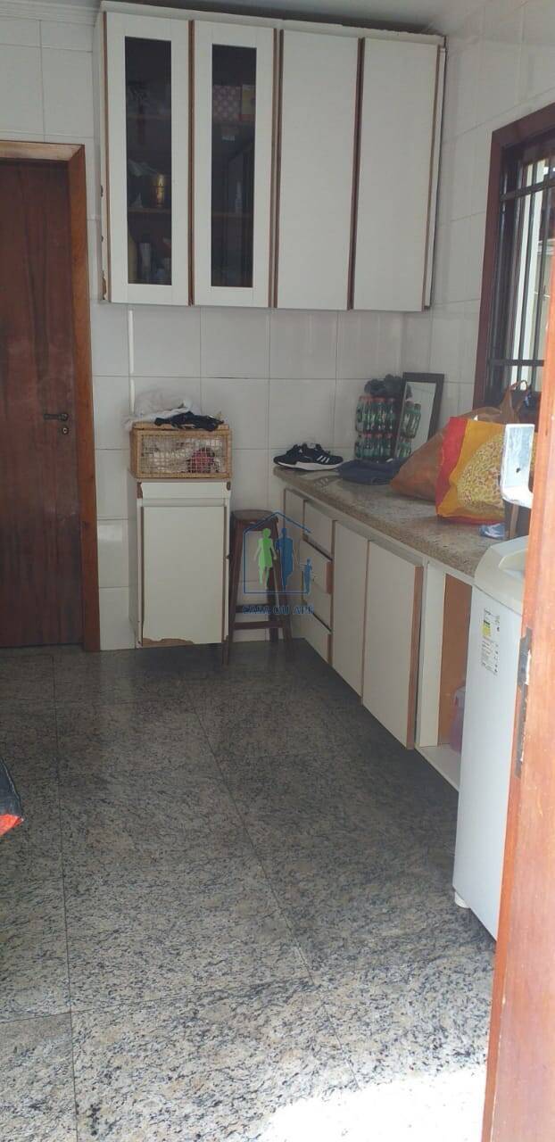 Sobrado para alugar com 4 quartos, 186m² - Foto 7