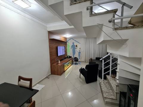 Sobrado à venda com 3 quartos, 105m² - Foto 1