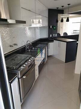 Apartamento à venda com 3 quartos, 229m² - Foto 4