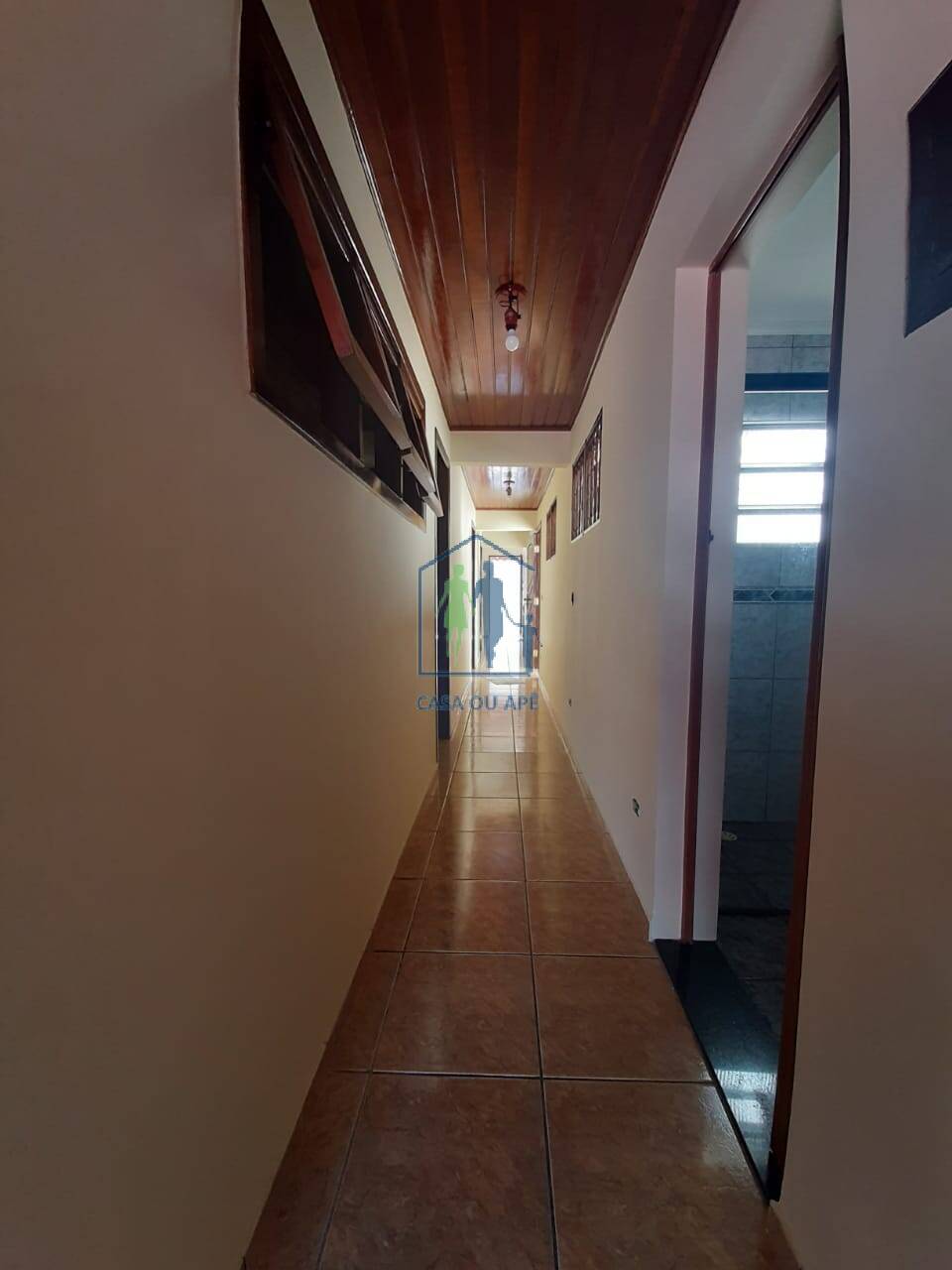 Casa à venda com 4 quartos, 240m² - Foto 18