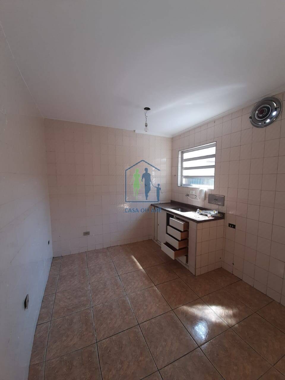 Casa à venda com 4 quartos, 240m² - Foto 17