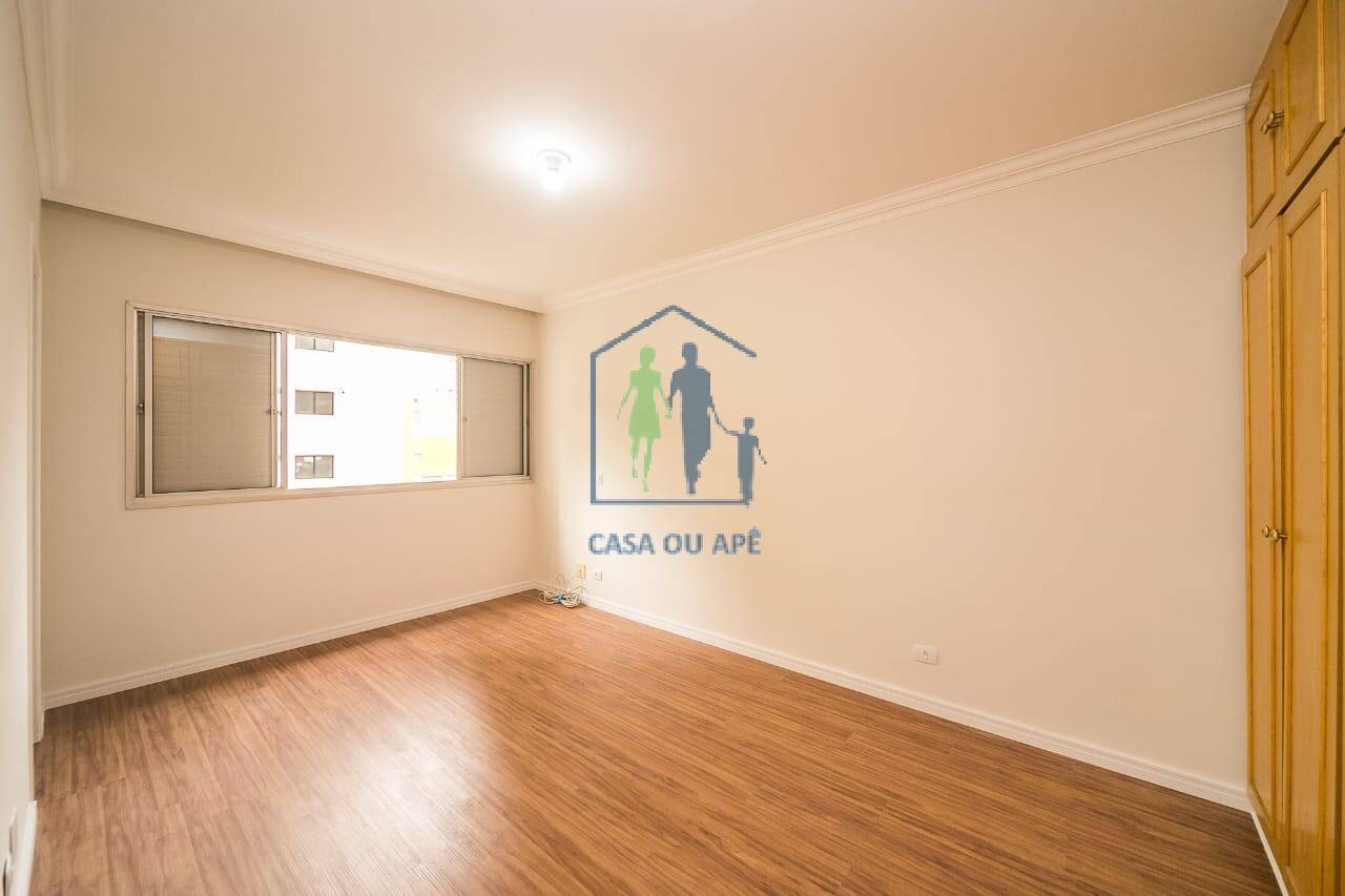 Apartamento à venda com 4 quartos, 157m² - Foto 13