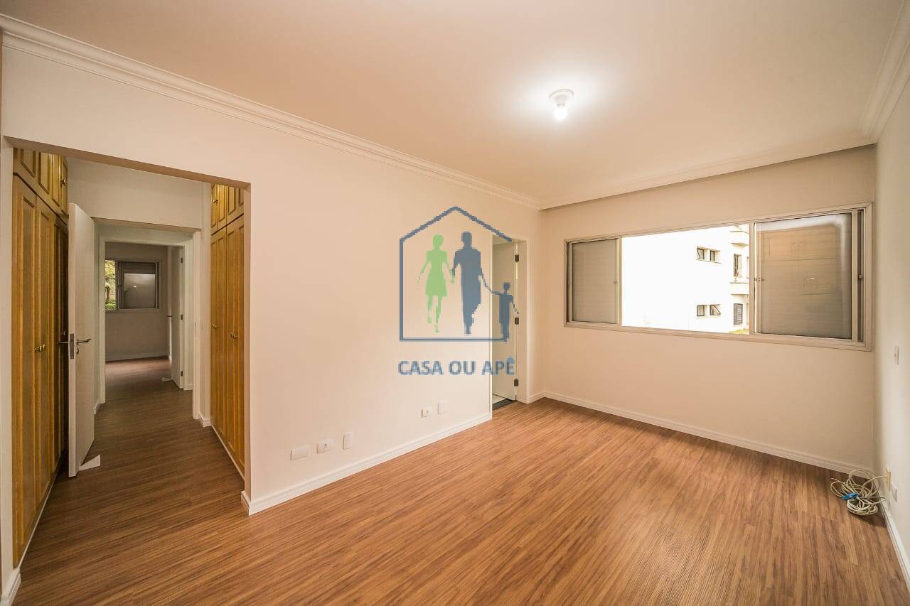 Apartamento à venda com 4 quartos, 157m² - Foto 8