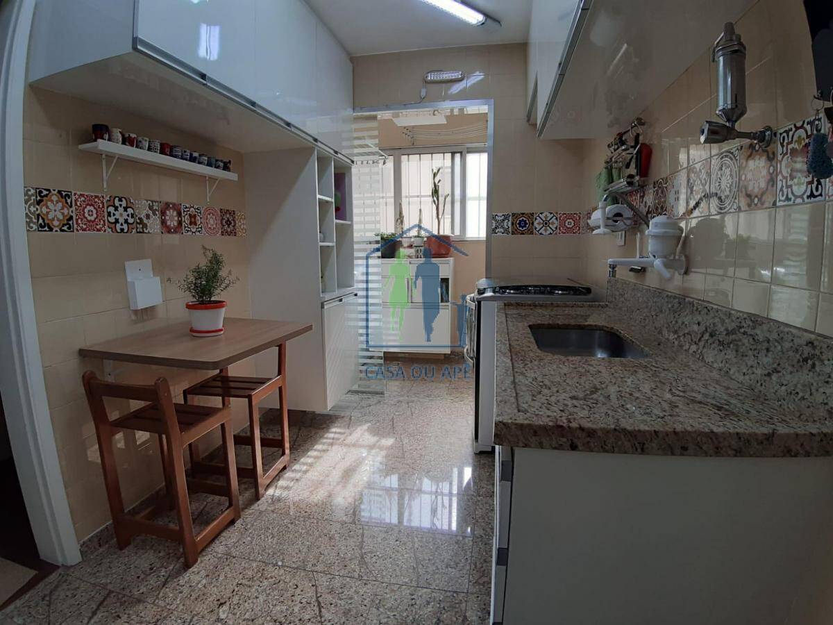 Apartamento à venda com 3 quartos, 70m² - Foto 3