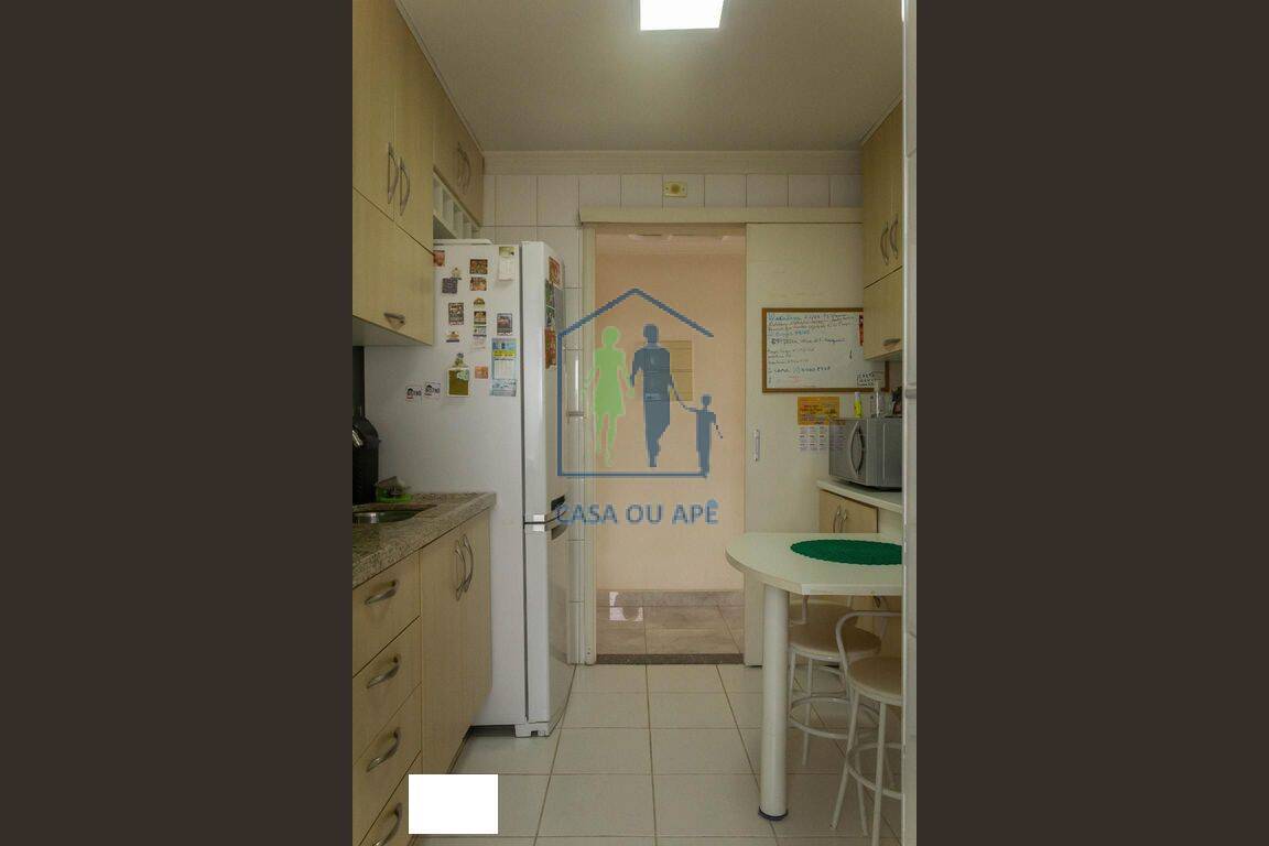 Apartamento à venda com 3 quartos, 67m² - Foto 4