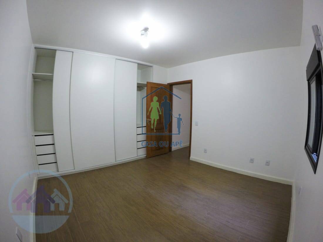 Sobrado à venda com 5 quartos, 350m² - Foto 10