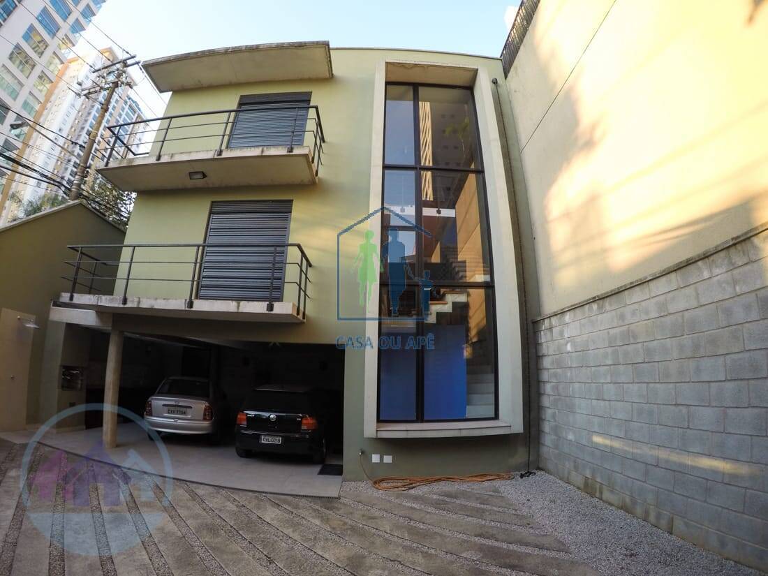 Sobrado à venda com 5 quartos, 350m² - Foto 2