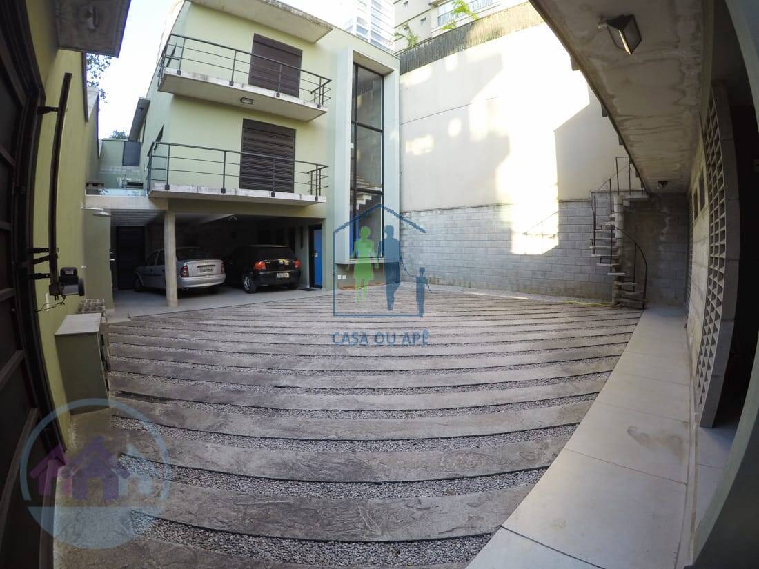 Sobrado à venda com 5 quartos, 350m² - Foto 3