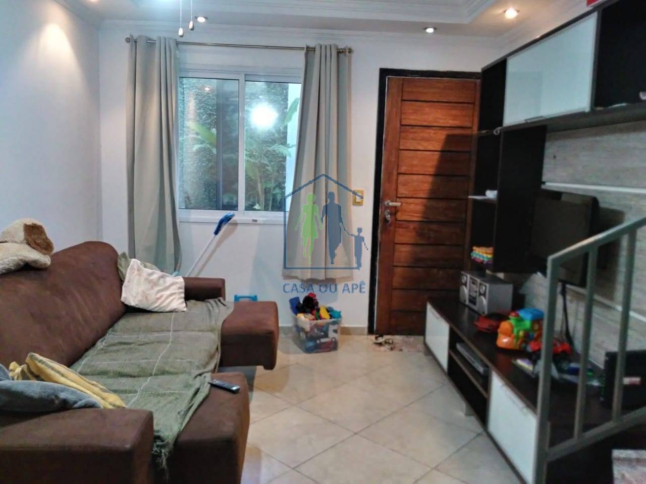 Sobrado à venda com 2 quartos, 64m² - Foto 1