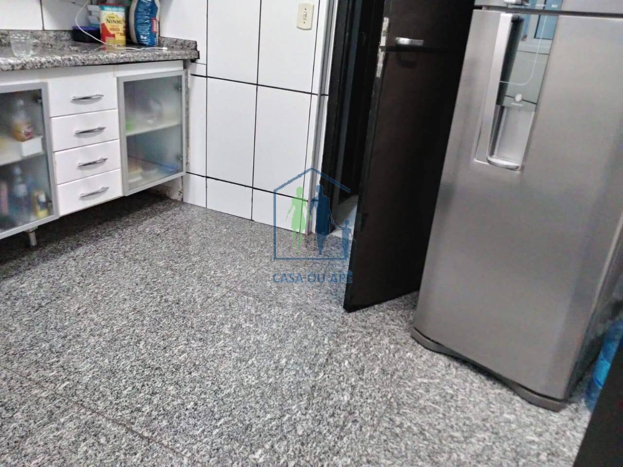 Sobrado à venda com 2 quartos, 64m² - Foto 8