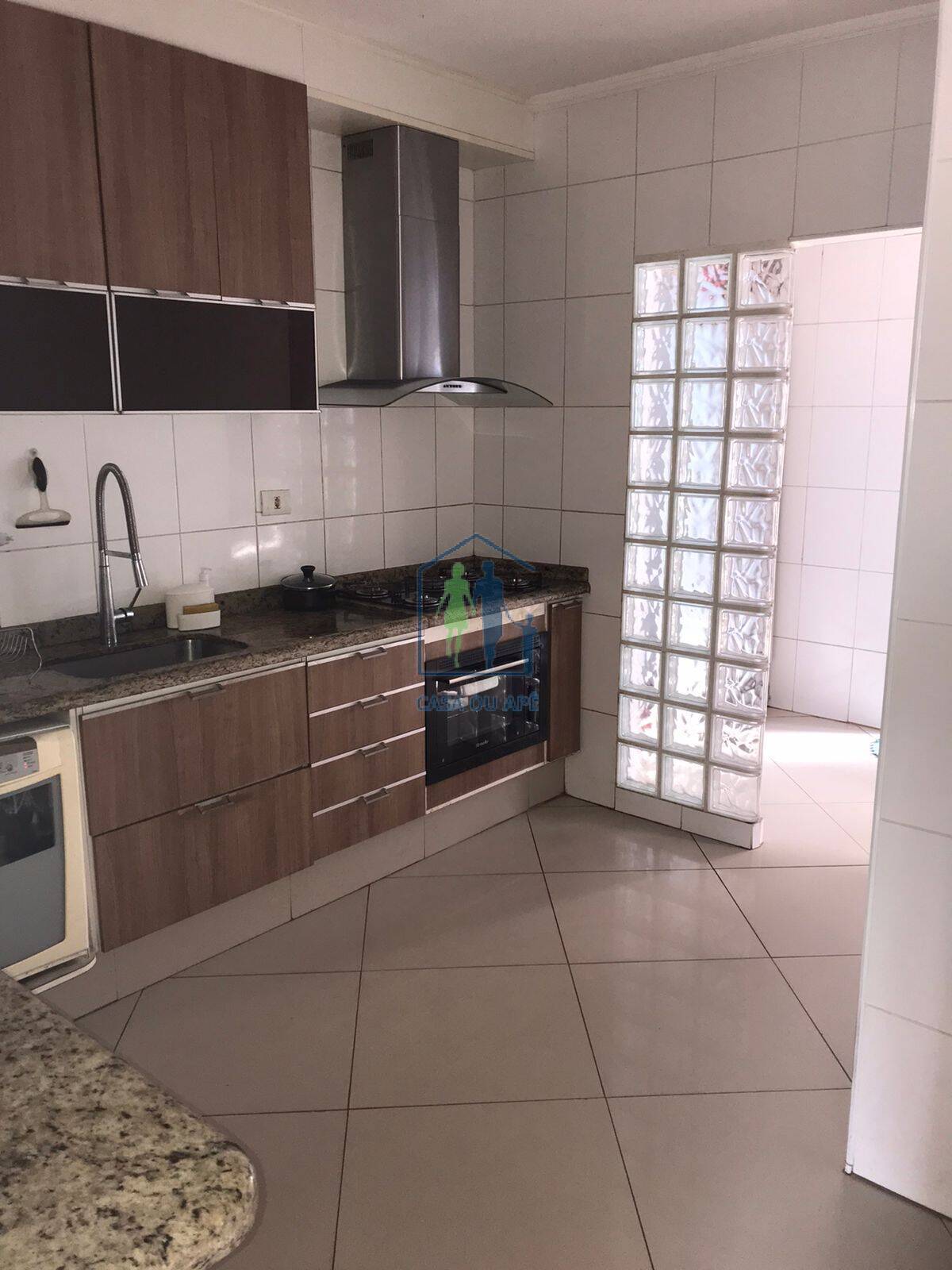 Sobrado à venda com 4 quartos, 124m² - Foto 2