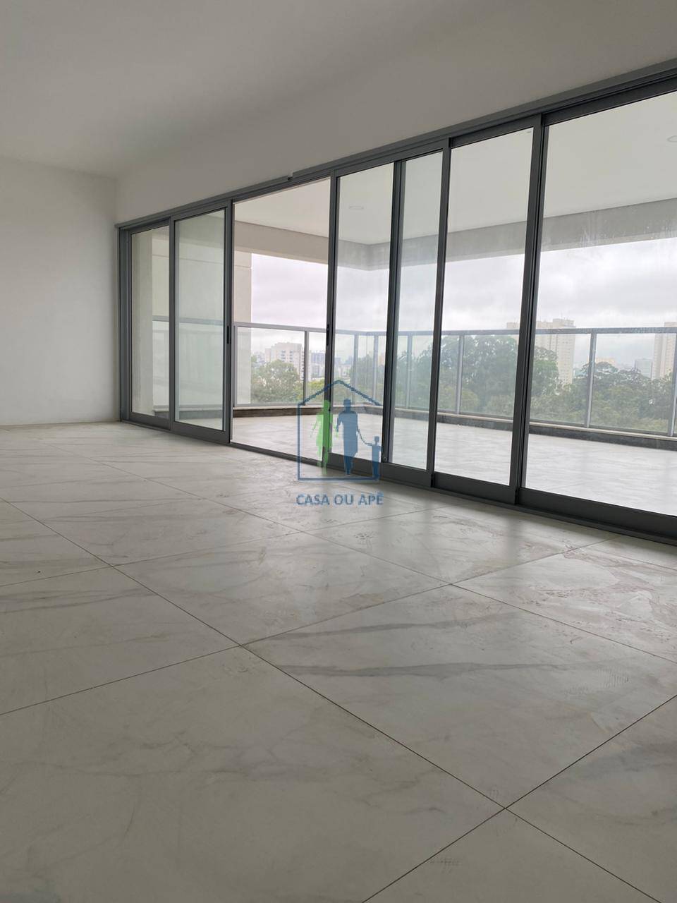 Apartamento à venda com 3 quartos, 155m² - Foto 4