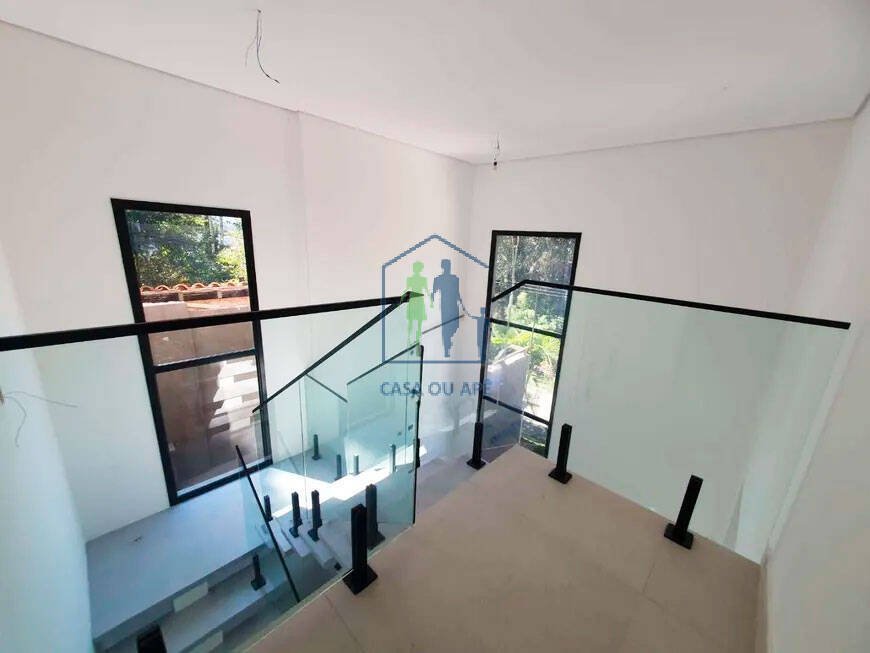 Casa à venda com 3 quartos, 220m² - Foto 11