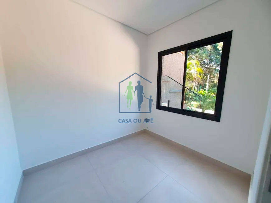 Casa à venda com 3 quartos, 220m² - Foto 10