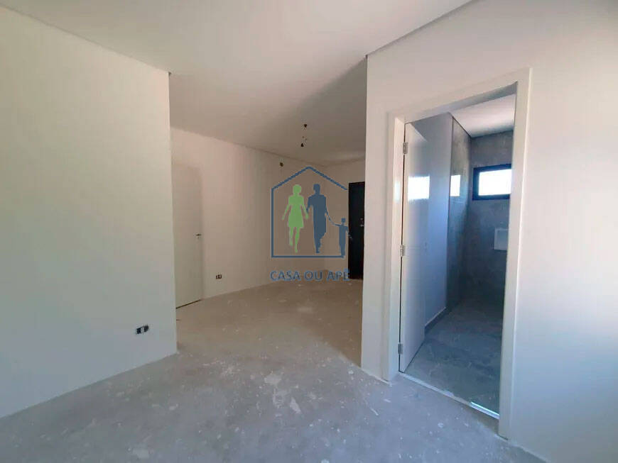 Casa à venda com 3 quartos, 220m² - Foto 14