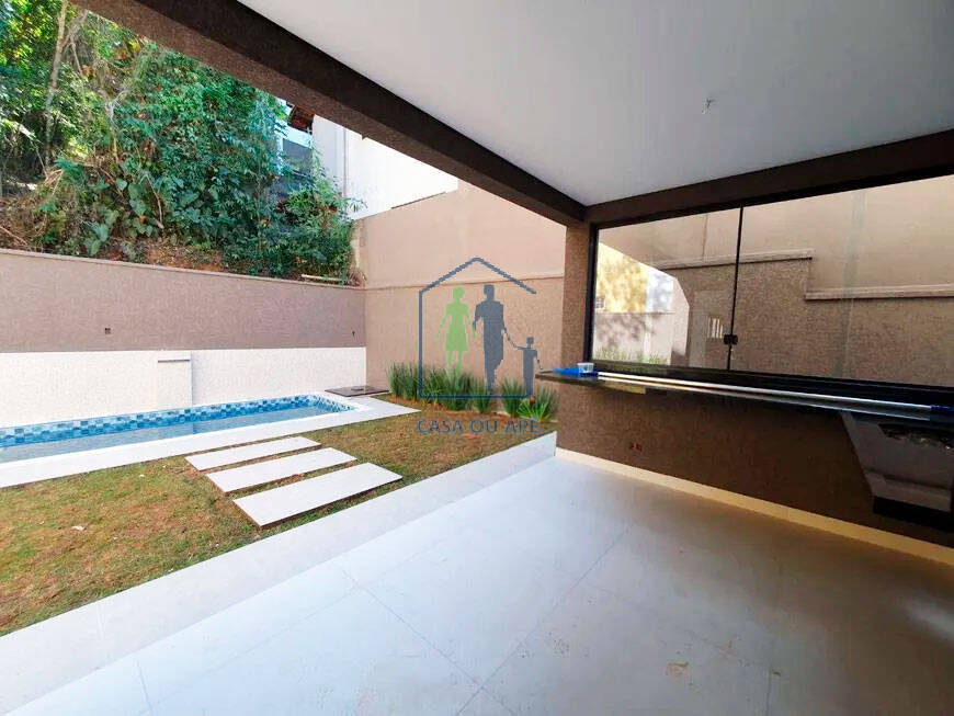 Casa à venda com 3 quartos, 220m² - Foto 3