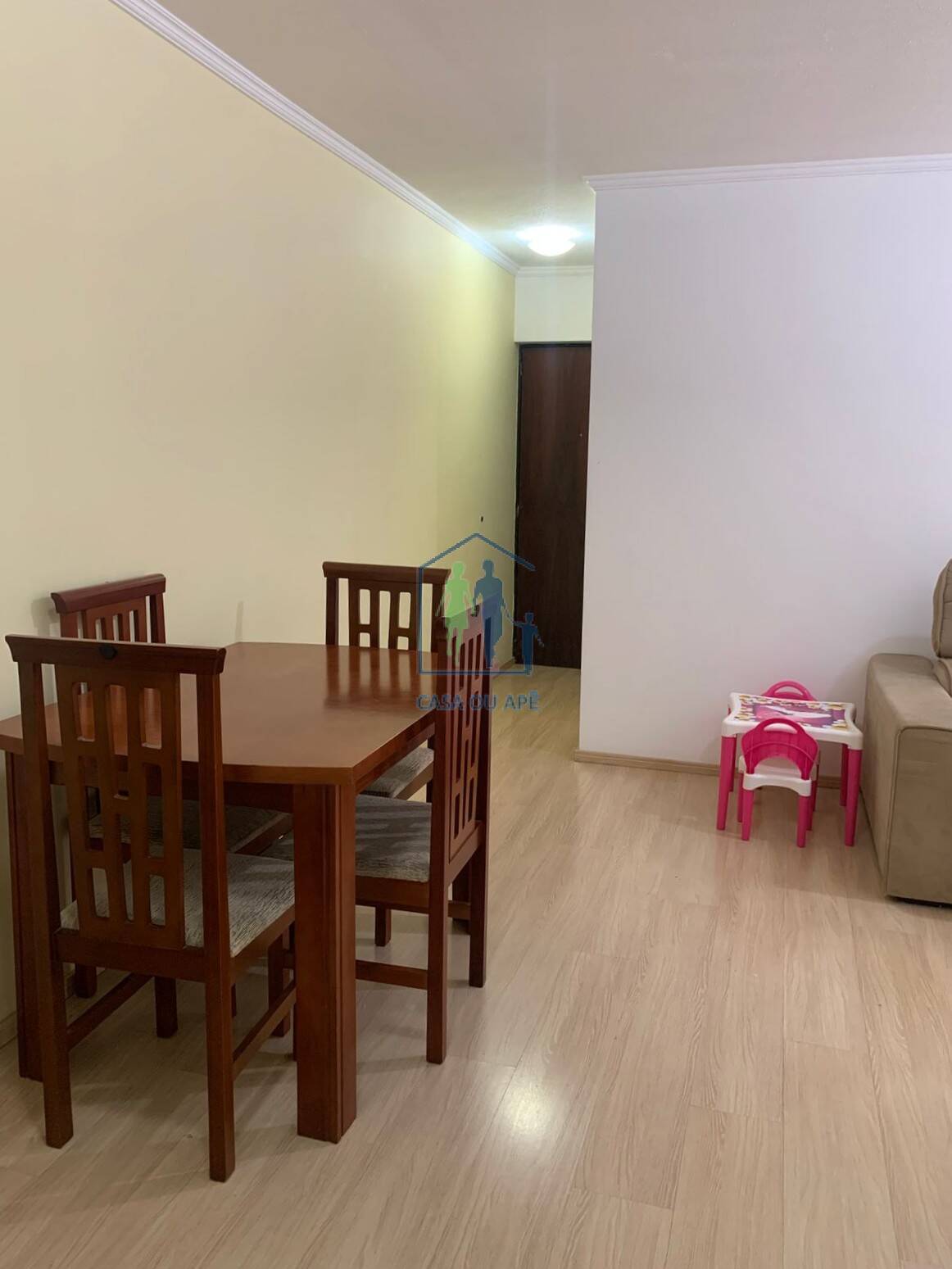 Apartamento à venda com 2 quartos, 62m² - Foto 3