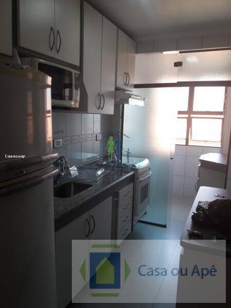 Apartamento à venda com 2 quartos, 62m² - Foto 10