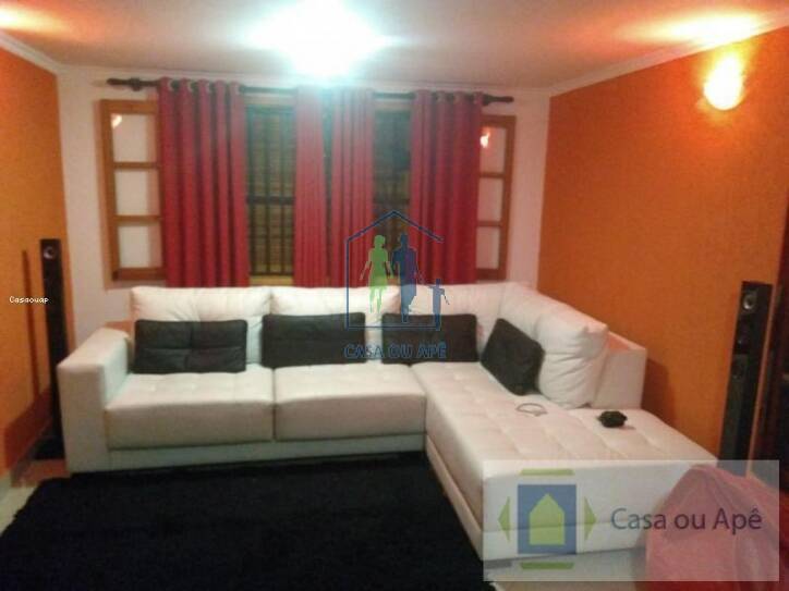 Sobrado à venda com 3 quartos, 180m² - Foto 3